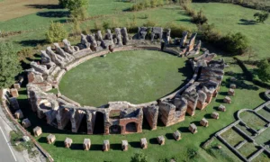 immagine per Il Parco Archeologico di Amiternum - Anfiteatro