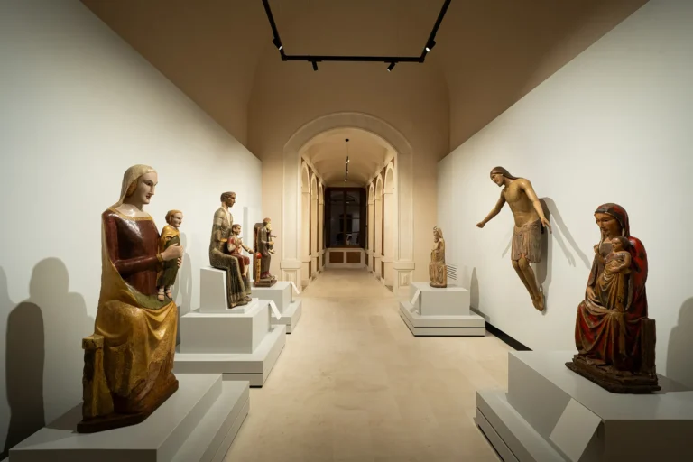 immagine per Sala 6. La Scultura lignea medievale in Abruzzo